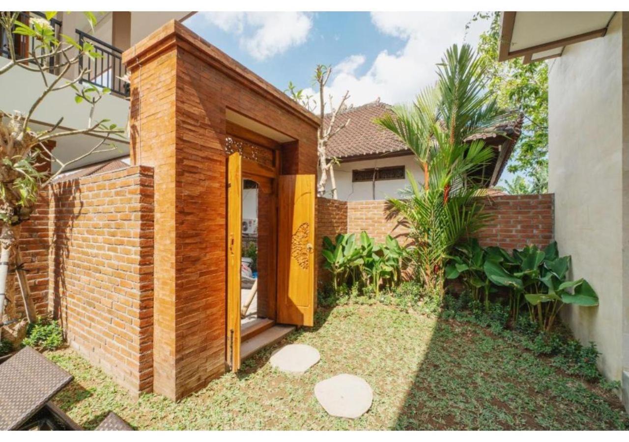 Komala Homestay Canggu Kültér fotó